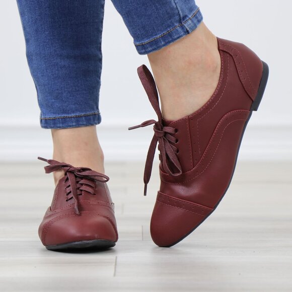 Wine Synthetic Leather Lace up Flat Heel Oxford Style Shoes - Picture 10 of 13